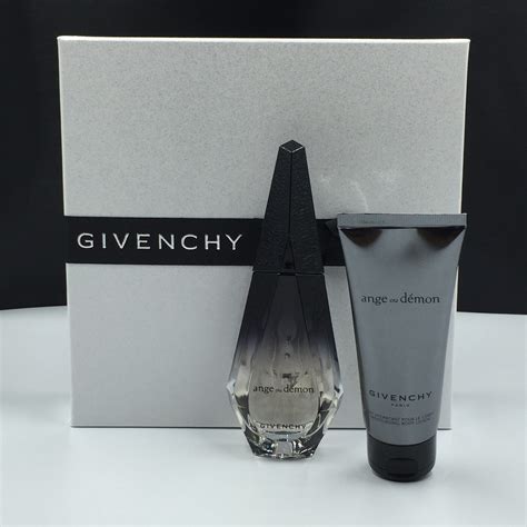 perfume givenchy feminino ange and demon|ange ou demon gift set.